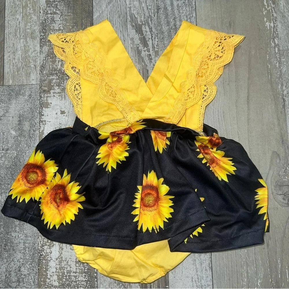 NWOT Baby Girl Sunflower Skirt Romper Size 80cm/12 Months